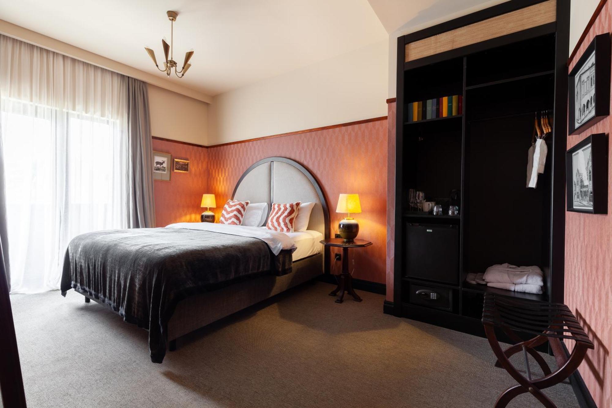 Communal Hotel คูทายสิ ภายนอก รูปภาพ