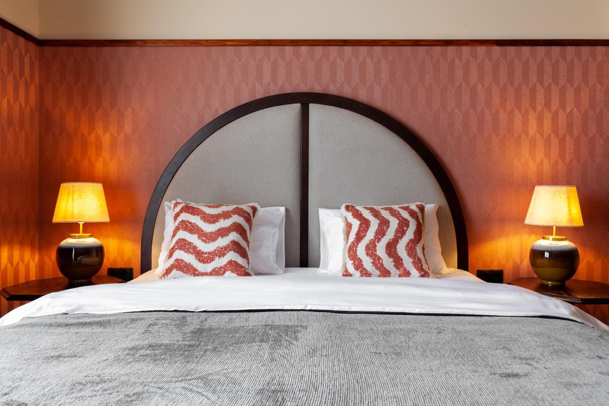 Communal Hotel คูทายสิ ภายนอก รูปภาพ
