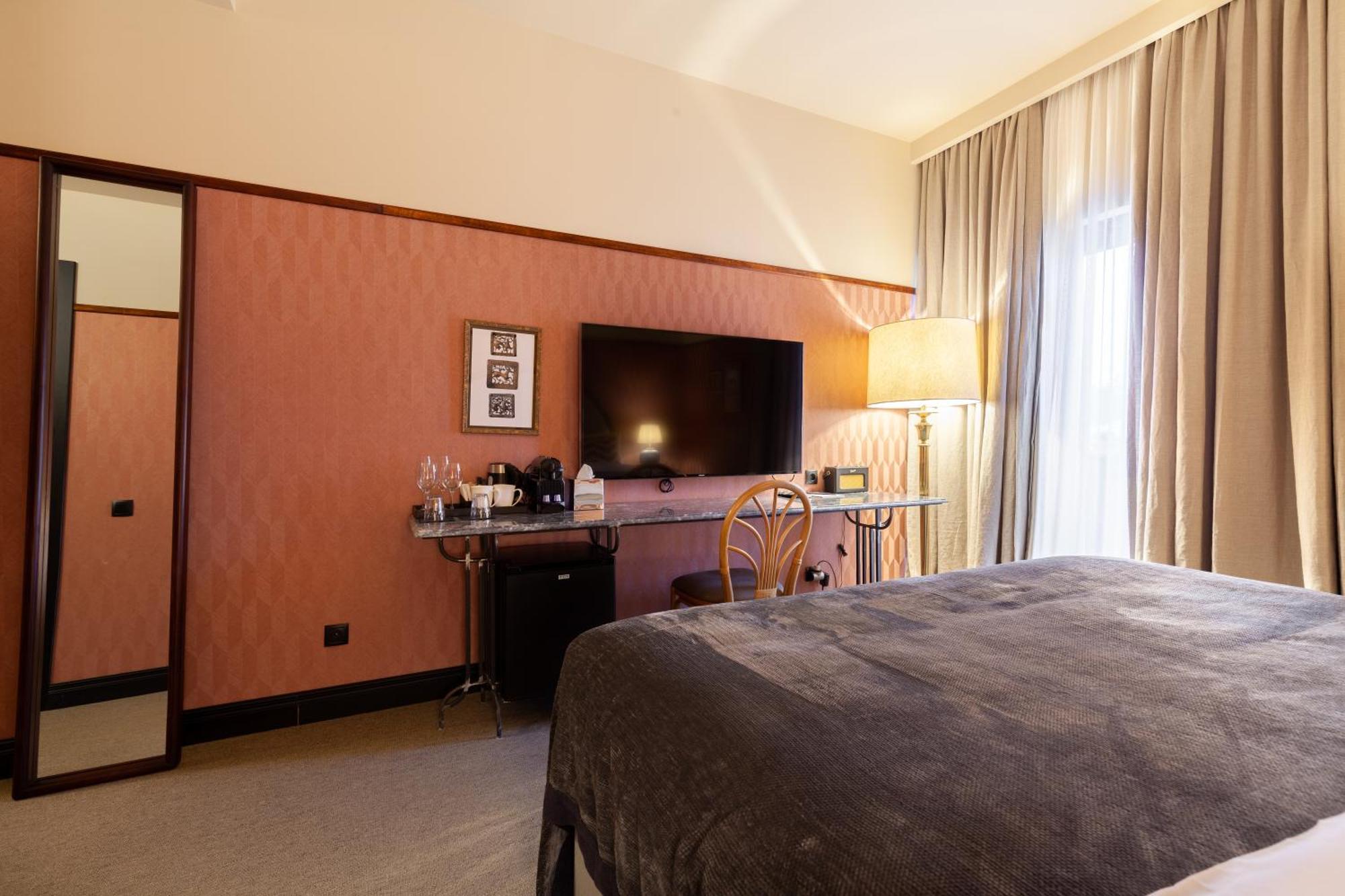 Communal Hotel คูทายสิ ภายนอก รูปภาพ
